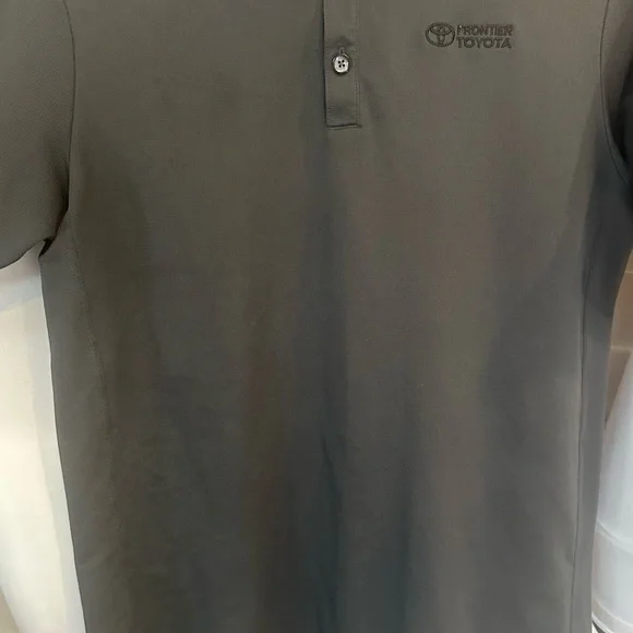 Like New Nike Dri-Fit Golf Men's Charcoal Polo Golf Shirt M - Picture 5 of 6